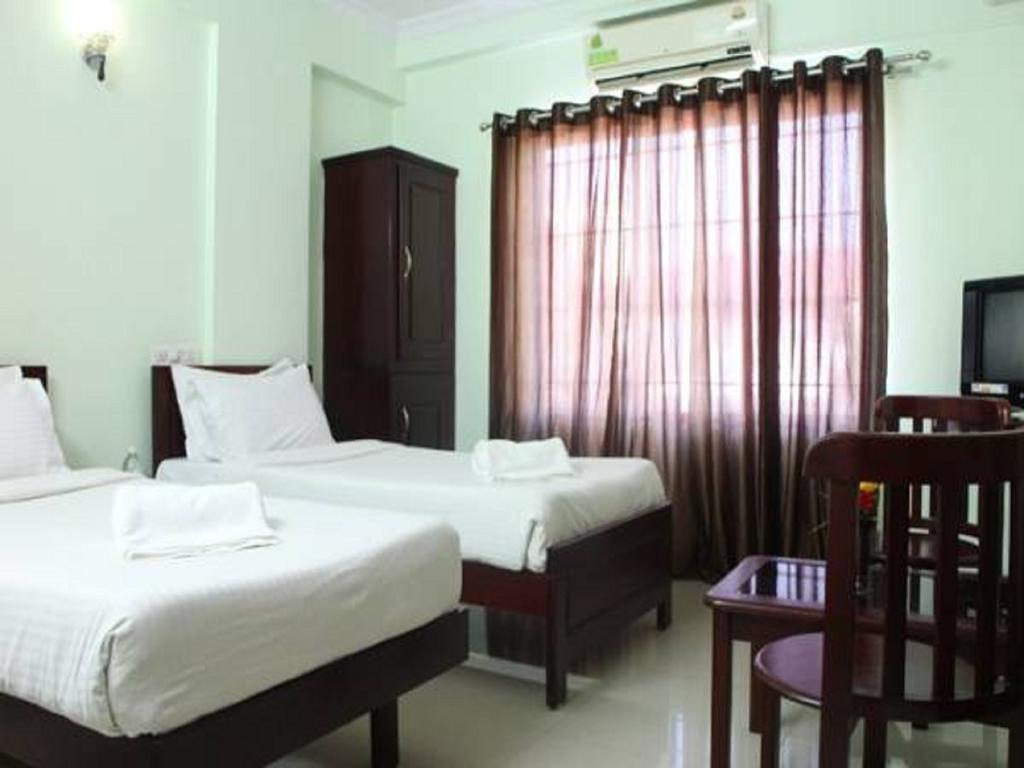 Sm Regency Kochi Esterno foto